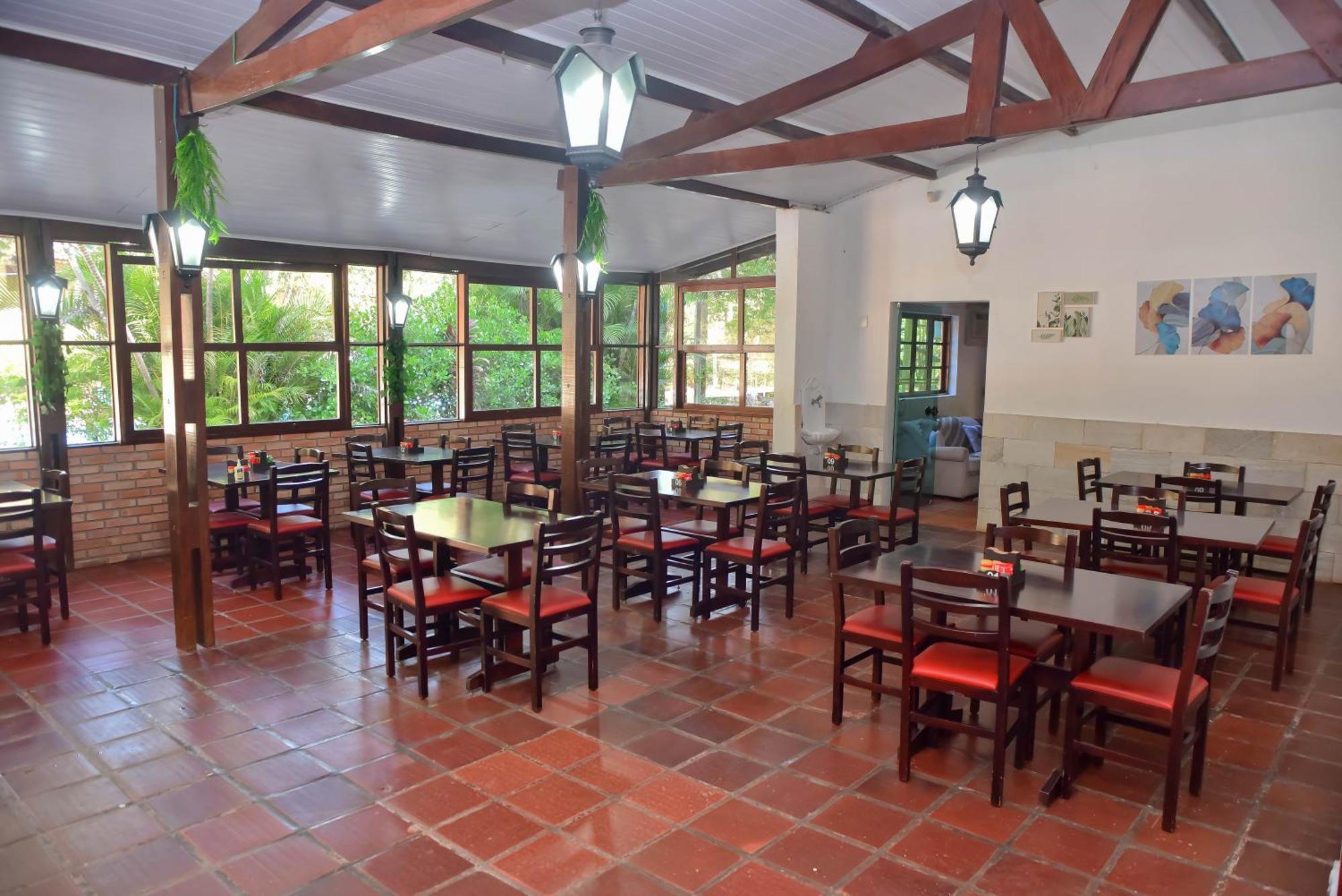 Colinas De Cabreuva Hotel Buitenkant foto